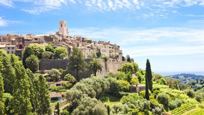 Take a stroll in Saint-Paul de Vence