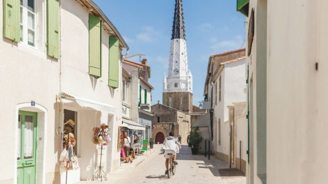 Explore the Île de Ré by bike on a leisurely short break