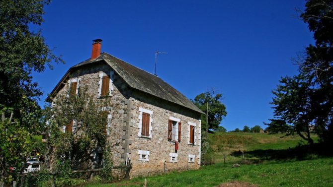 House prices are gradually going up in the French countryside