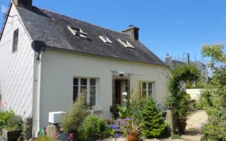 5 properties near a French ferry port