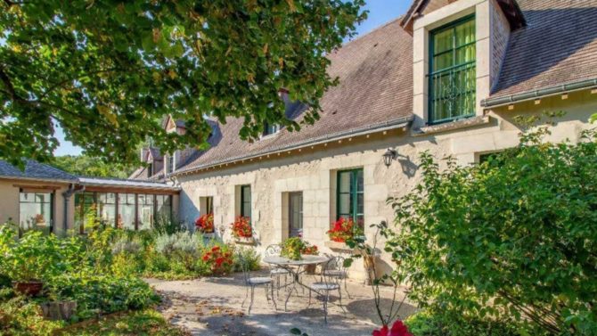 Luxury properties for sale in the Loire Valley