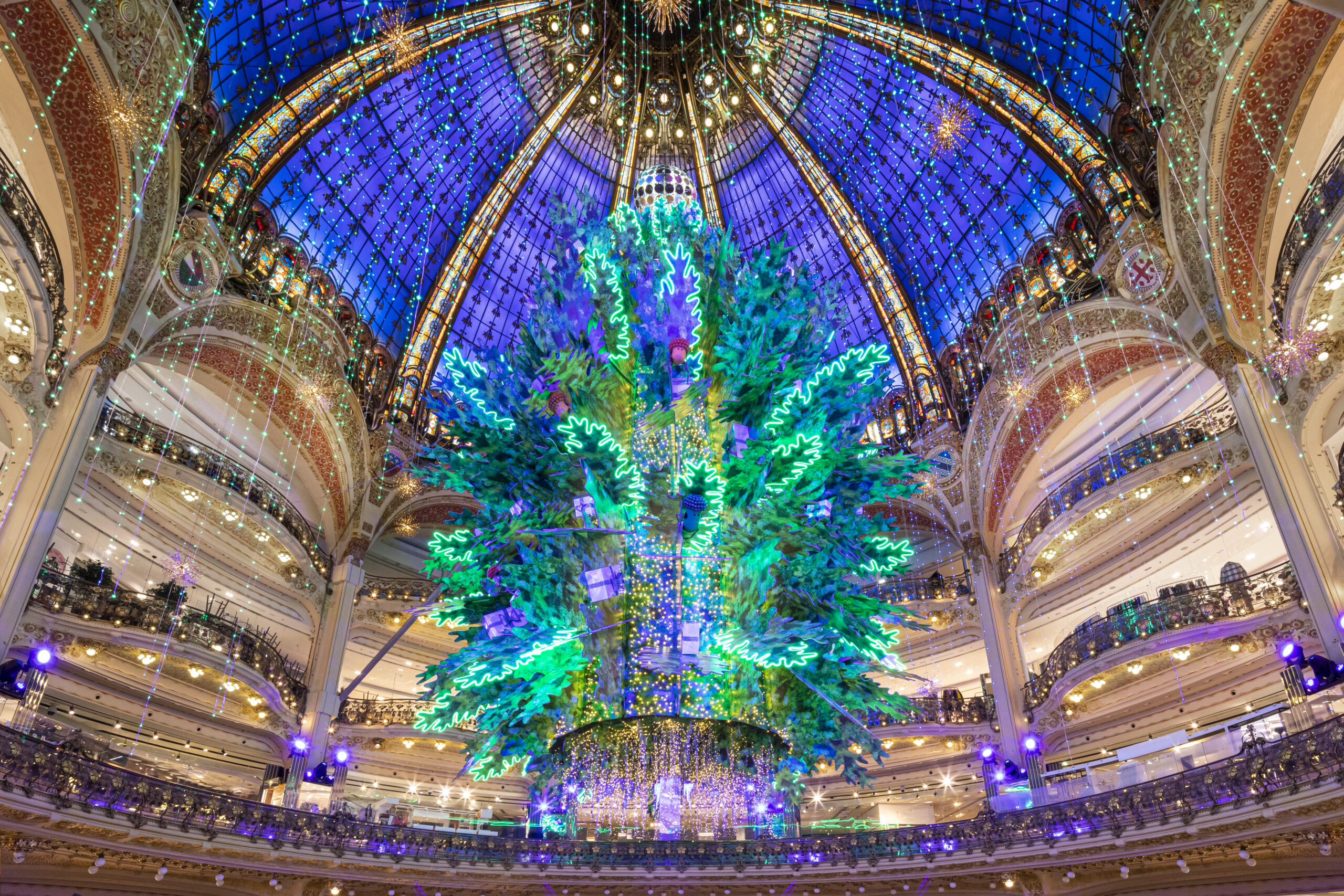 Galeries Lafayette Now Offers 'Paris Shopping Experience