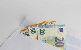 Les étrennes: A New Year Tradition in France