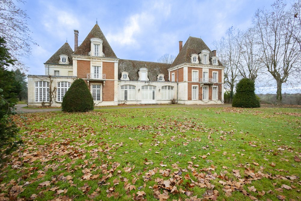 Bargain Chateau A French Castle for sale with a reserve of €100,000