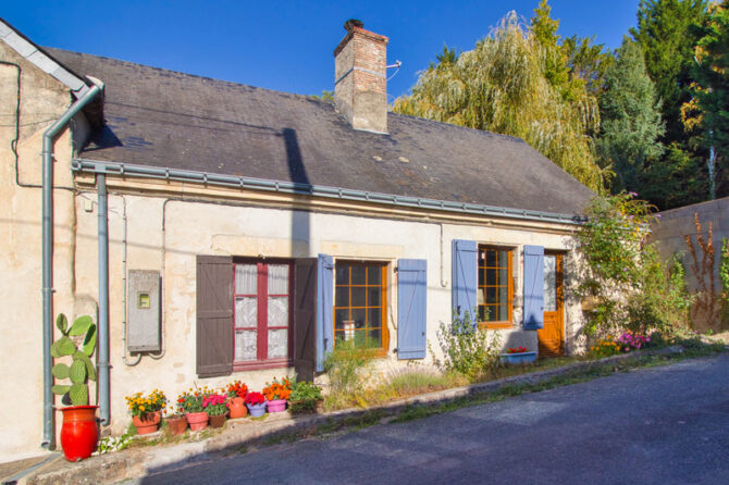See Inside: A £73,000 renovated French cottage with a garage for sale