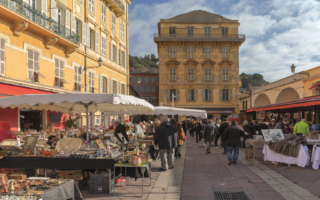 Buying Antiques for your French home