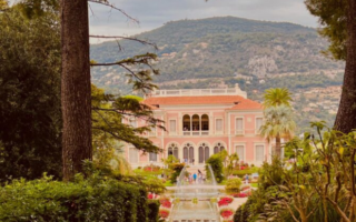 The Riches of Beatrix de Rothschild