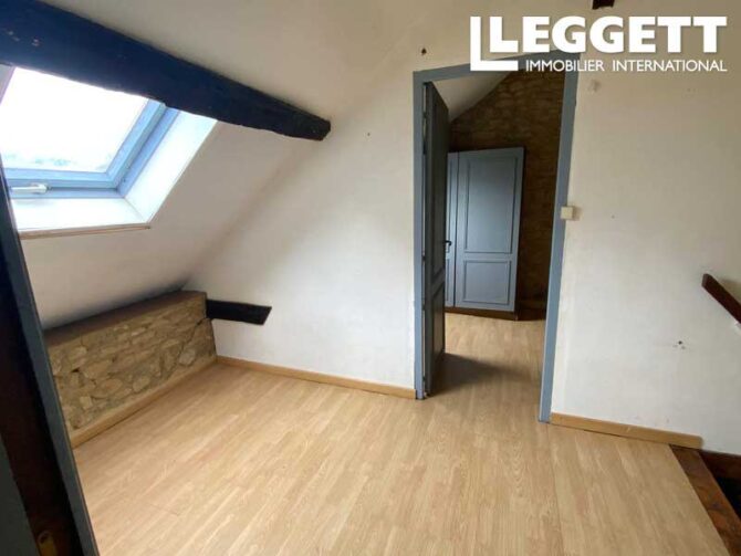 Bargain Buys 11 Houses for sale in Dordogne for under €100,000