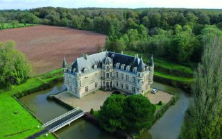 Chateau de Bourneau: Is chateau life lonely?